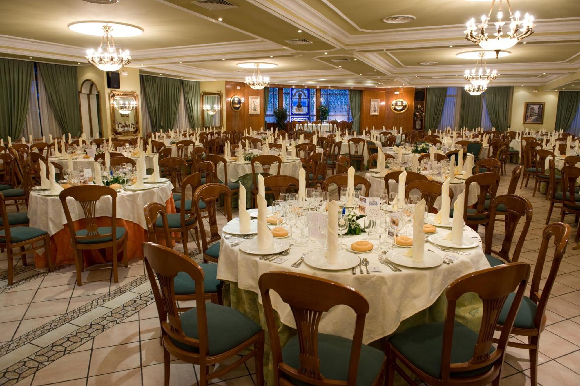 Hotel La Maruxina La Alameda de la Sagra エクステリア 写真