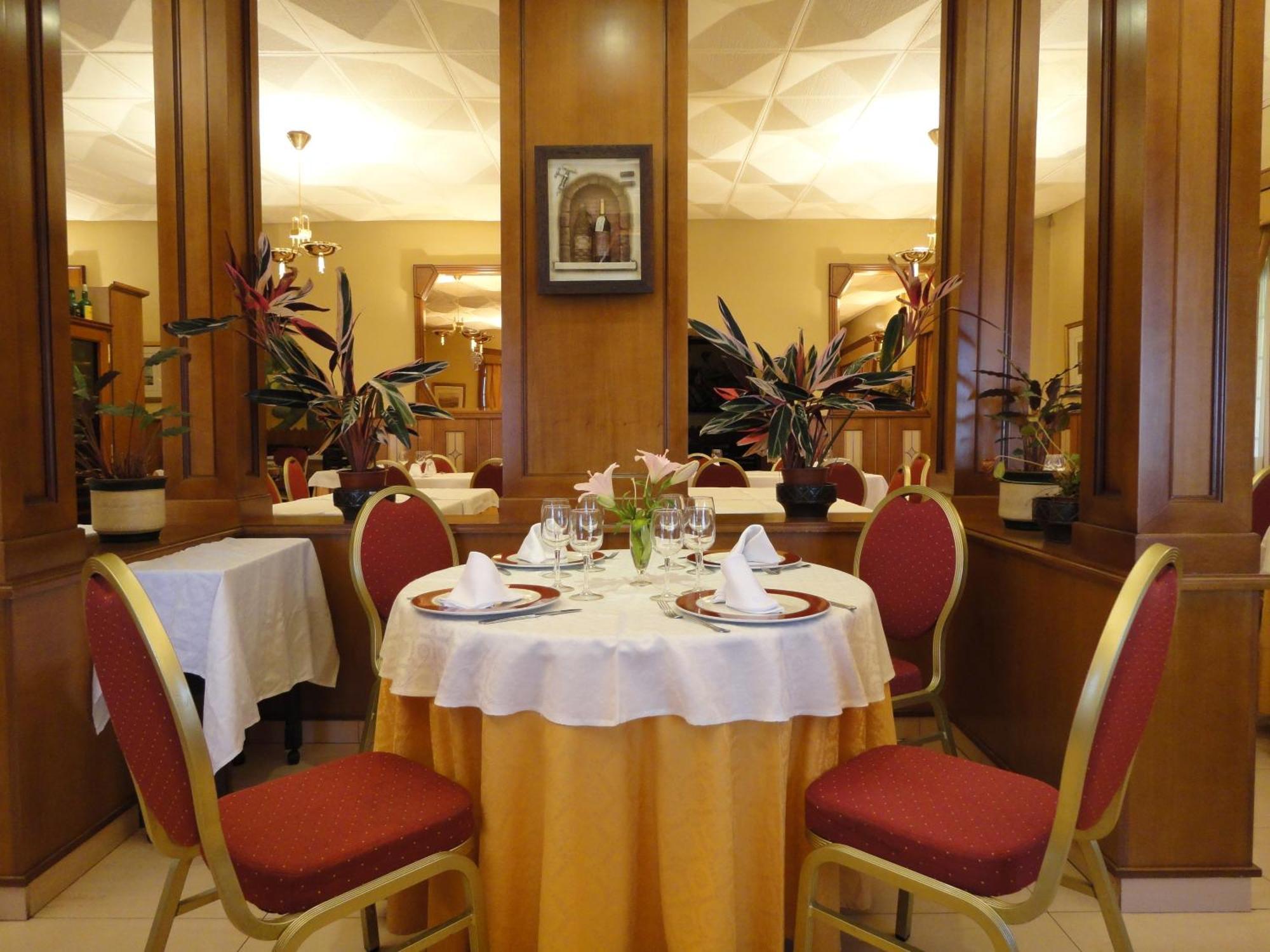 Hotel La Maruxina La Alameda de la Sagra エクステリア 写真