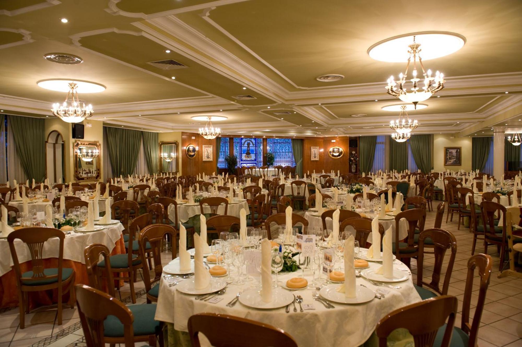 Hotel La Maruxina La Alameda de la Sagra エクステリア 写真